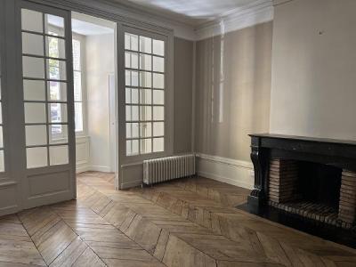 For sale 6 rooms 160 m2 Saone et loire (71000) photo 4