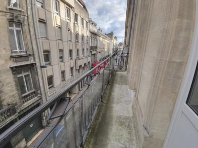 For rent Bordeaux 3 rooms 66 m2 Gironde (33000) photo 1