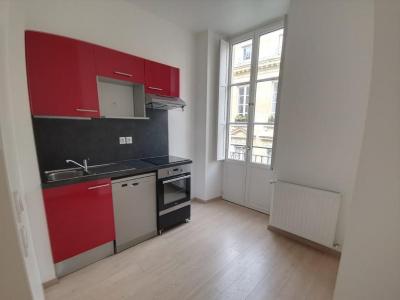 For rent Bordeaux 3 rooms 66 m2 Gironde (33000) photo 4