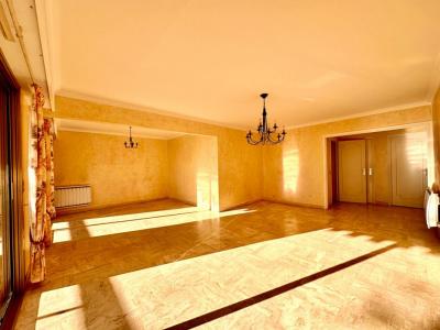 For sale Grasse 5 rooms 110 m2 Alpes Maritimes (06130) photo 2