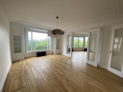 For rent Paris-17eme-arrondissement 7 rooms 208 m2 Paris (75017) photo 0