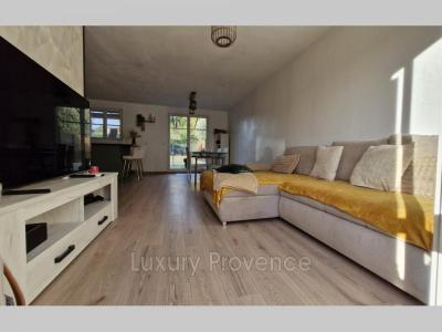 For sale Rousset 4 rooms 80 m2 Bouches du Rhone (13790) photo 2