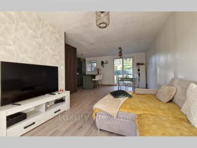 For sale Rousset 4 rooms 80 m2 Bouches du Rhone (13790) photo 3