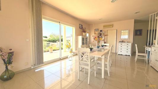 For sale Puissalicon 8 rooms 156 m2 Herault (34480) photo 3