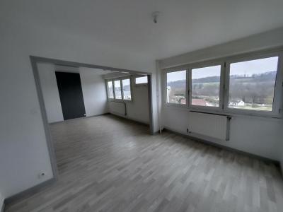 Louer Appartement 76 m2 Mirecourt