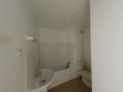 For rent Orval 1 room 30 m2 Cher (18200) photo 3