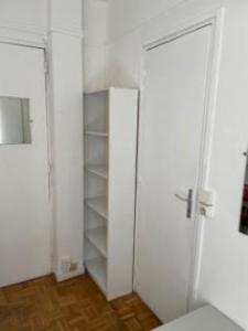 For rent Neuilly-sur-seine 1 room 12 m2 Hauts de Seine (92200) photo 1