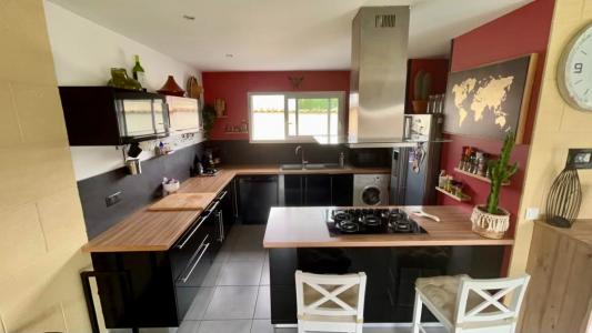 For sale Saint-loubes 4 rooms 93 m2 Gironde (33450) photo 3