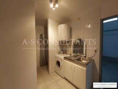 For rent Toussieu 330 m2 Rhone (69780) photo 1