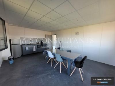 For rent Marcilloles 300 m2 Isere (38260) photo 3