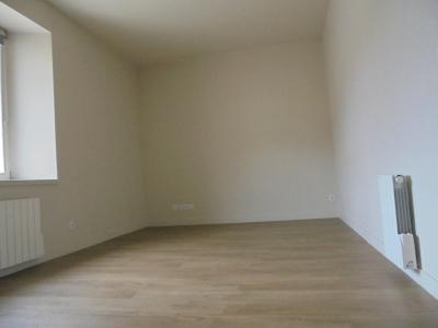 For rent Louvres 3 rooms 75 m2 Val d'Oise (95380) photo 1