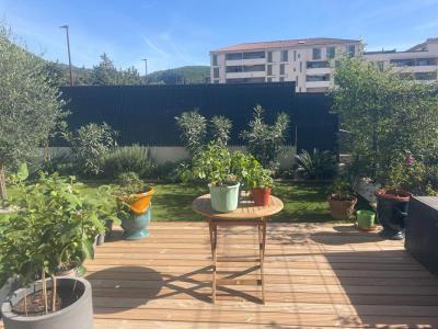 For sale Cuges-les-pins 3 rooms 60 m2 Bouches du Rhone (13780) photo 2