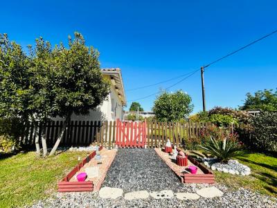 For sale Lande-de-fronsac 5 rooms 98 m2 Gironde (33240) photo 1