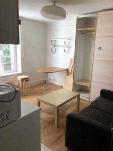 For rent Paris-17eme-arrondissement 1 room 15 m2 Paris (75017) photo 0