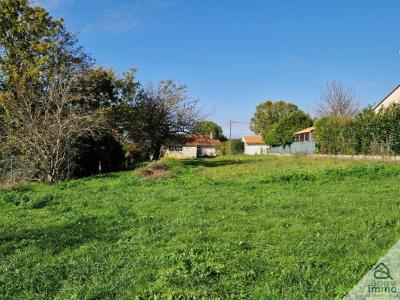 For sale Touvre 862 m2 Charente (16600) photo 0