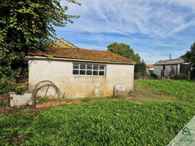 For sale Touvre 862 m2 Charente (16600) photo 2