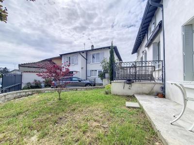 For sale Saint-priest 5 rooms 180 m2 Rhone (69800) photo 2