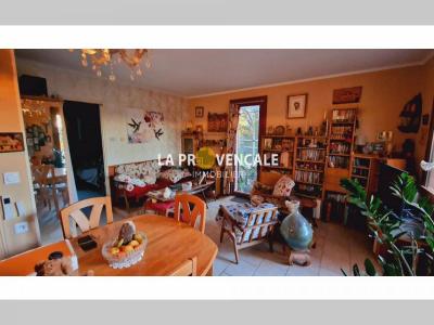 For sale Pourrieres 3 rooms 65 m2 Var (83910) photo 2