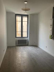 For sale Lyon-6eme-arrondissement 2 rooms 38 m2 Rhone (69006) photo 0