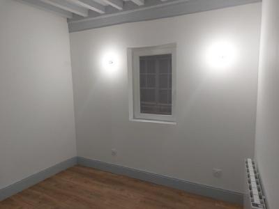 For sale 2 rooms 30 m2 Saone et loire (71000) photo 2