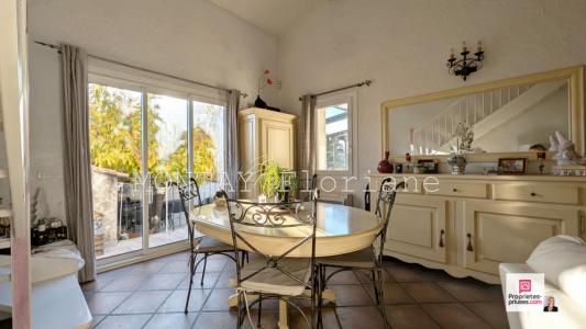 For sale Roquebrune-sur-argens 5 rooms 111 m2 Var (83520) photo 1