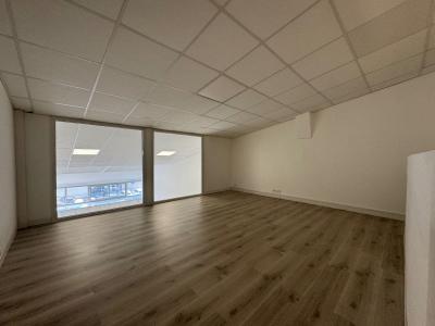 Annonce Vente Bureau Baie-mahault 971