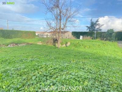 For sale Fours 820 m2 Gironde (33390) photo 0