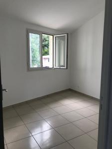 Louer Appartement Saint-philippe 720 euros