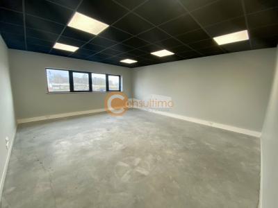 Louer Bureau Artigues-pres-bordeaux 5400 euros