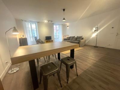 Louer Appartement 63 m2 Nice