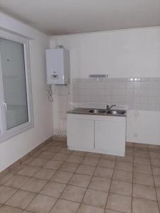 For sale Beaufort-en-vallee 5 rooms 91 m2 Maine et loire (49250) photo 1