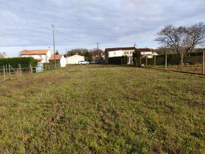 Annonce Vente Terrain Saint-savinien 17