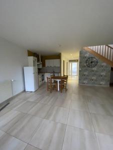 For rent Sables-d'olonne 4 rooms 94 m2 Vendee (85100) photo 2