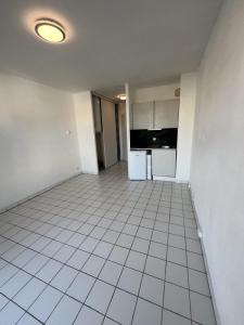 For rent Sables-d'olonne 1 room 19 m2 Vendee (85100) photo 1