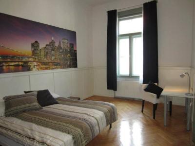 For rent Lyon-1er-arrondissement 4 rooms 79 m2 Rhone (69001) photo 2