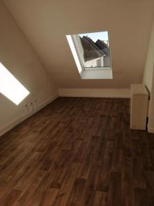 For rent Moliens 1 room 38 m2 Oise (60220) photo 2