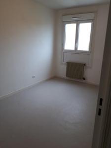 For rent Saint-vallier 4 rooms 81 m2 Saone et loire (71230) photo 3