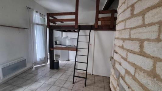 For rent Montpellier 1 room 25 m2 Herault (34000) photo 0