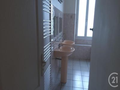 For rent Saint-laurent-medoc 5 rooms 97 m2 Gironde (33112) photo 3