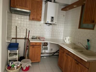 Louer Appartement Nimes 875 euros