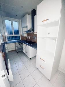 Louer Appartement Levallois-perret 1300 euros