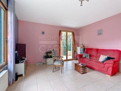 For sale Tassin-la-demi-lune 4 rooms 90 m2 Rhone (69160) photo 2