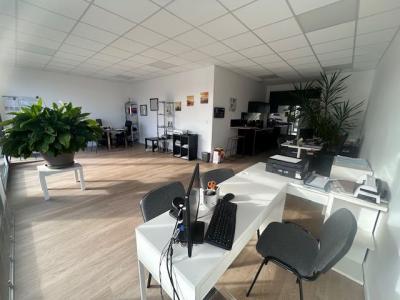 For sale 1 room 50 m2 Haute garonne (31410) photo 2