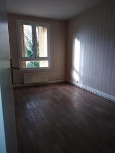 Louer Appartement 68 m2 Saint-julien-les-villas