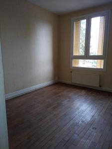 Louer Appartement Saint-julien-les-villas 450 euros