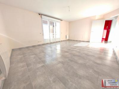 For sale Amiens 3 rooms 79 m2 Somme (80000) photo 1