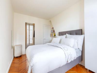 For sale Paris-8eme-arrondissement 2 rooms 53 m2 Paris (75008) photo 3