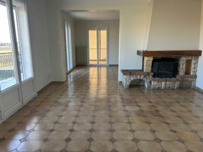 For rent Brochon 5 rooms 111 m2 Cote d'or (21220) photo 0