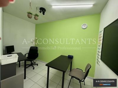 Acheter Bureau Villeneuve-les-avignon 333900 euros