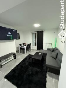 For rent Montpellier 1 room 8 m2 Herault (34000) photo 1